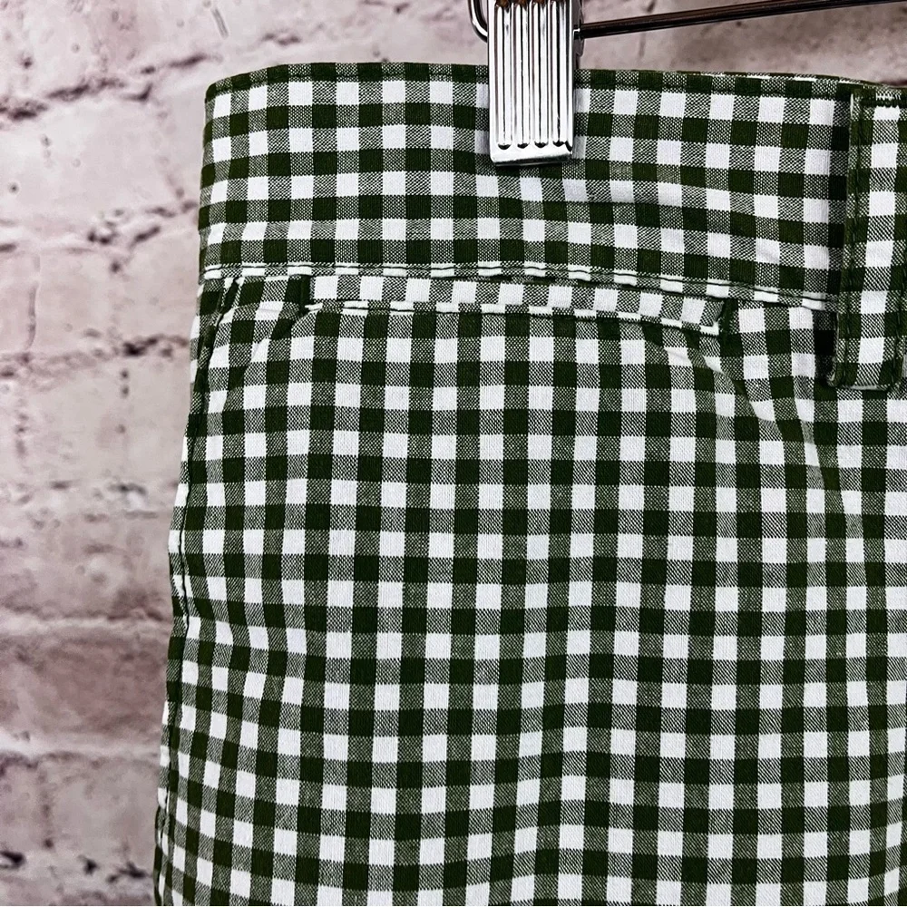 Banana Republic Green Check Flat Front Chino Shorts